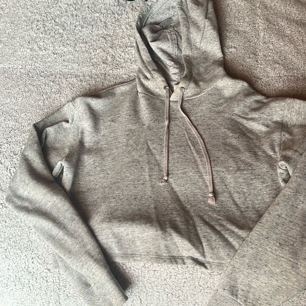H&M Cropped Hoodie Size Small